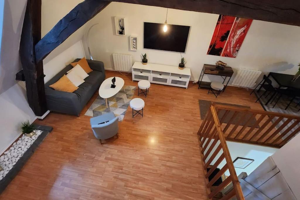 Ferienwohnung Grand Duplex Du Beffroi Douai Exterior foto